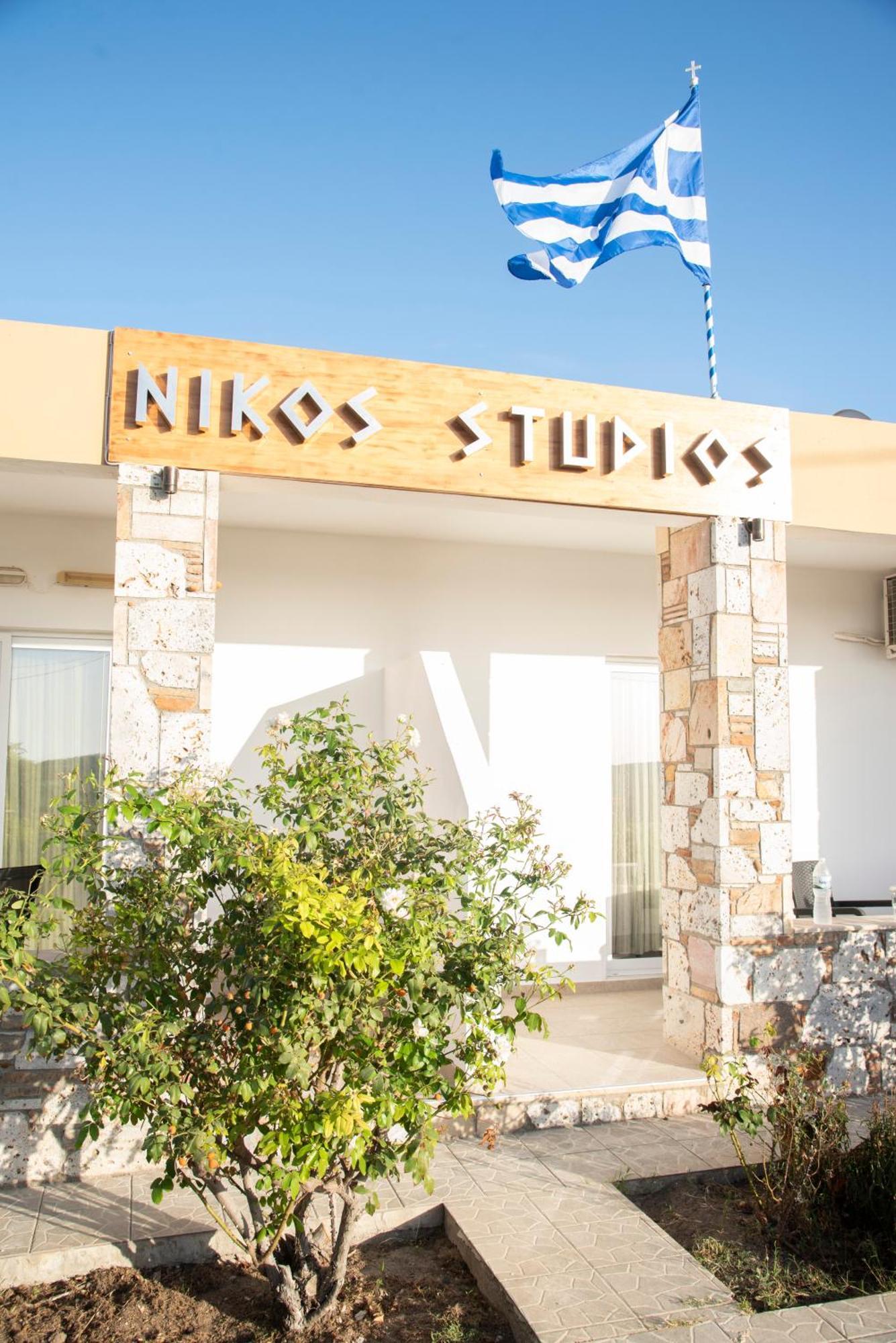 Nikos Studios 克法洛斯 外观 照片